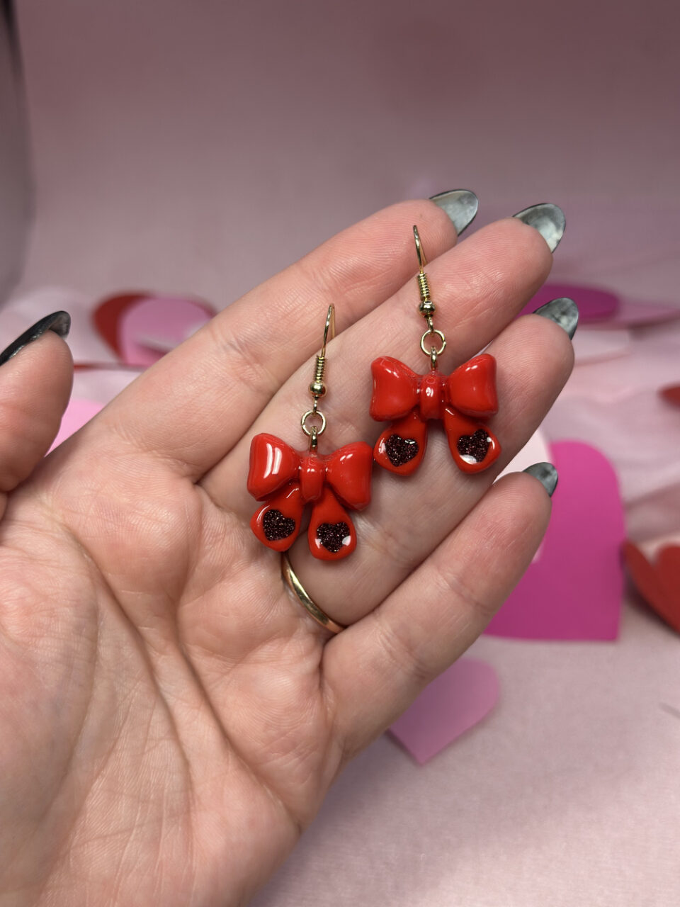 Red Valentine Bows 4